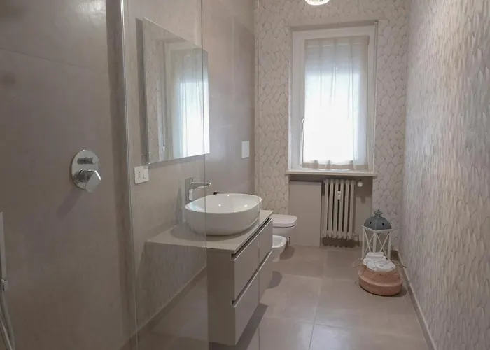 La Casa Di Anna - Eleganza Tra Antiche Mura Apartment Asti